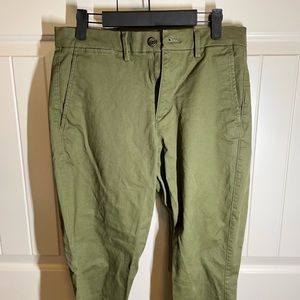 Green gap causal pants 28x30 men’s